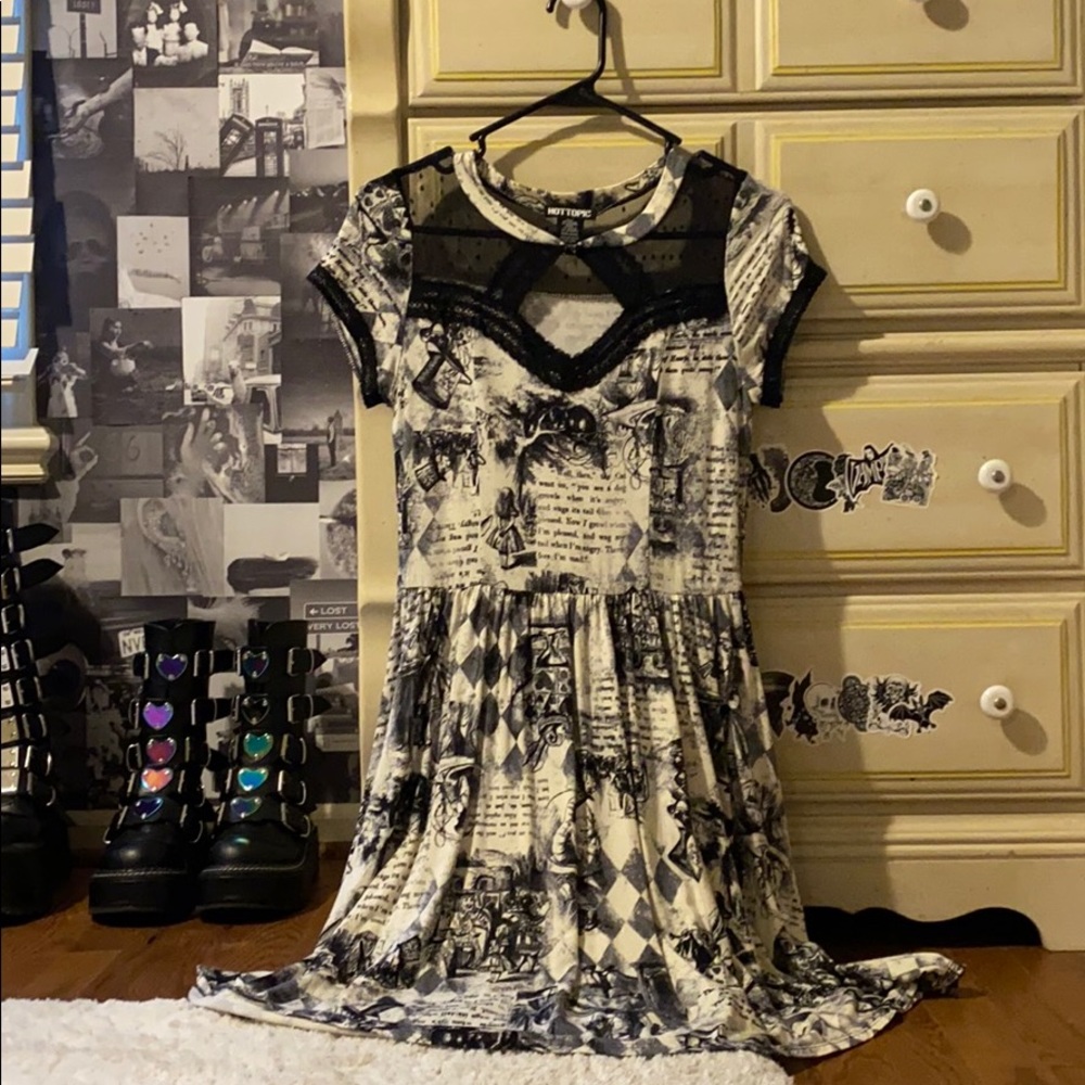 Alice in Wonderland Dress